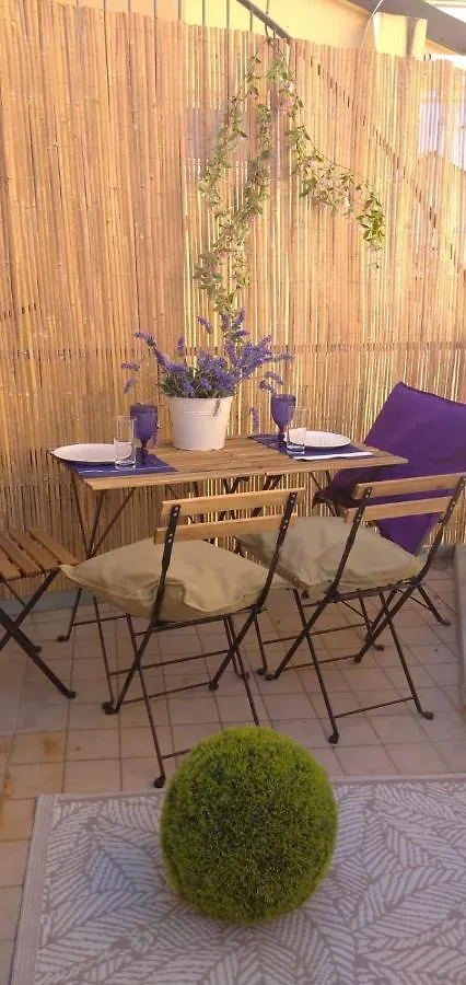 شقة Appartamenti Diffusi Di Villa Fiorita Con Accesso Alle Piscine Della Struttura Principale كاتوليكا